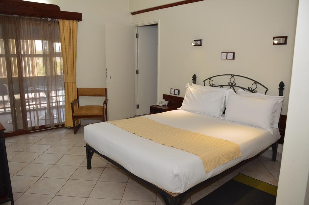 Sentrim 680 Hotel Nairobi Exteriör bild