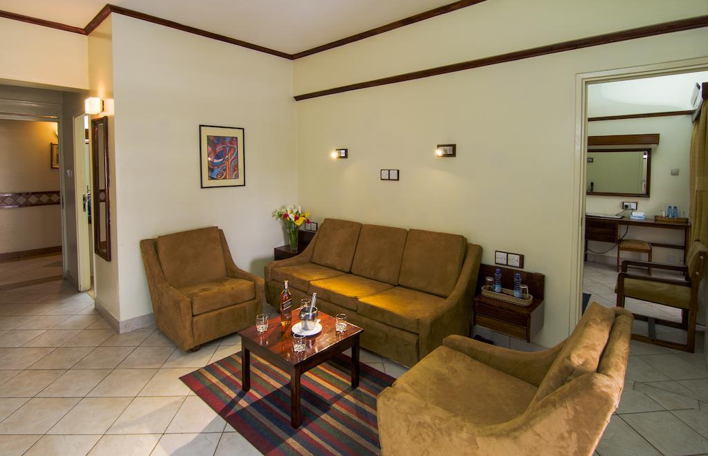 Sentrim 680 Hotel Nairobi Exteriör bild