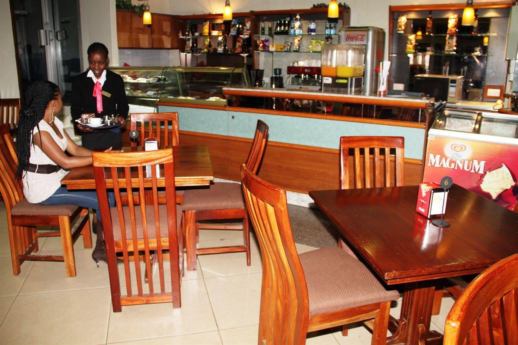 Sentrim 680 Hotel Nairobi Exteriör bild